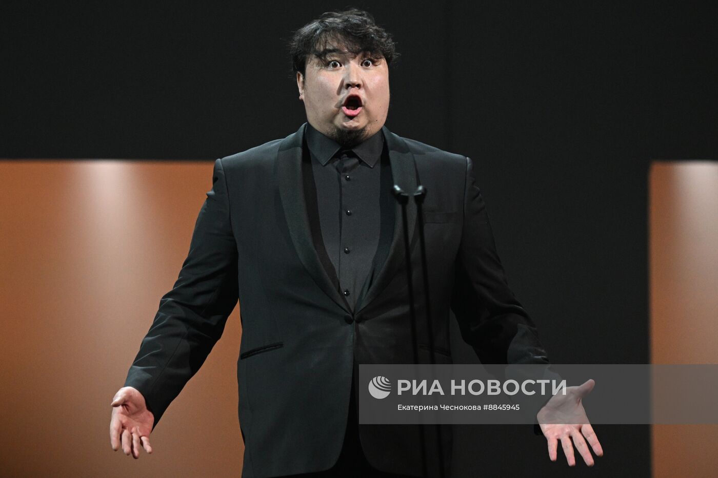 Гала-концерт закрытия международного конкурса вокалистов и концертмейстеров Хиблы Герзмава