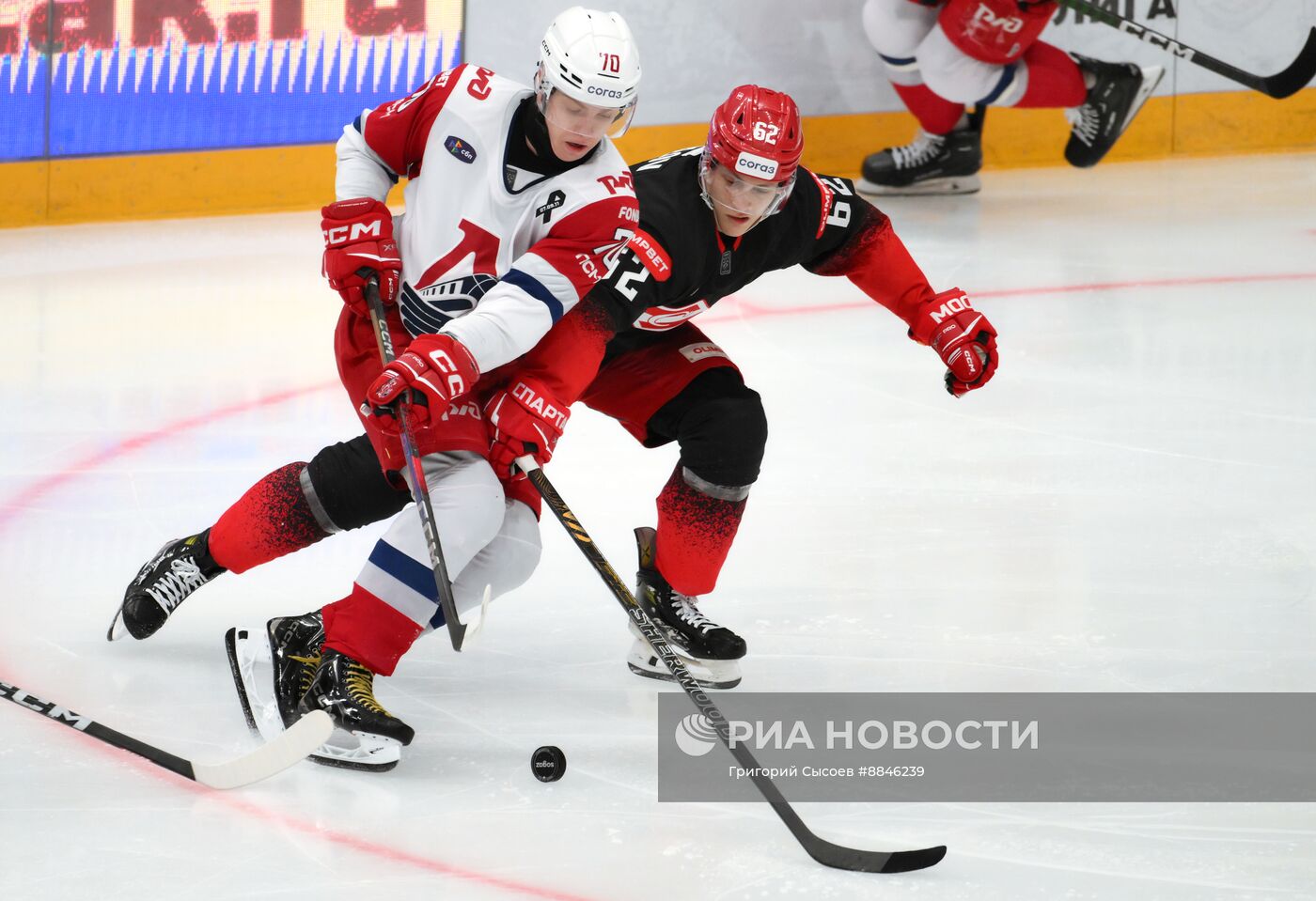 Хоккей. КХЛ. Матч "Спартак" - "Локомотив"