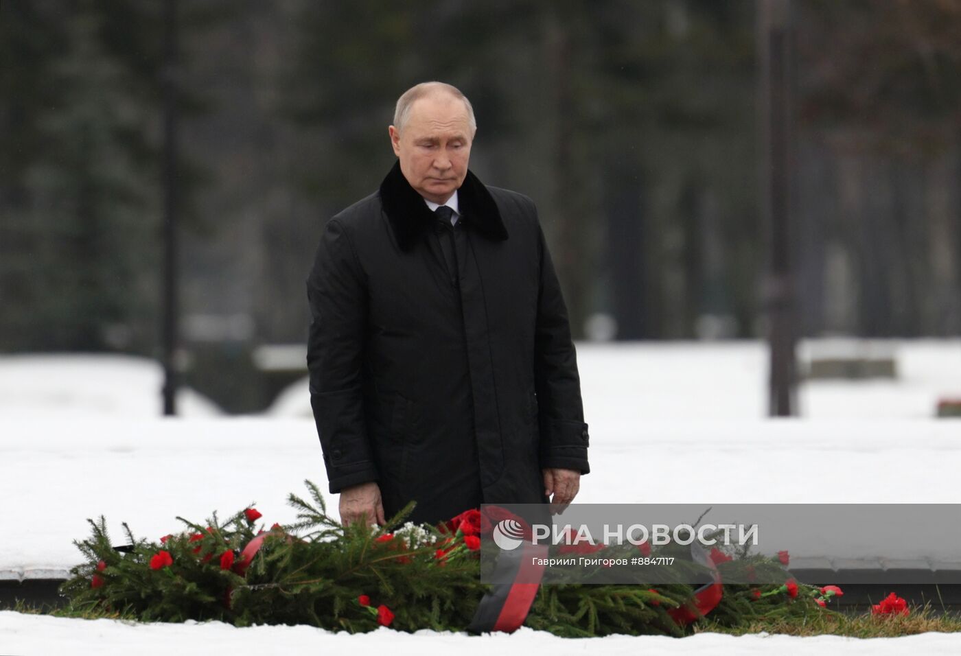 Президент Владимир Путин принял участие в мероприятиях в честь 81-й годовщины освобождения Ленинграда от фашистской блокады