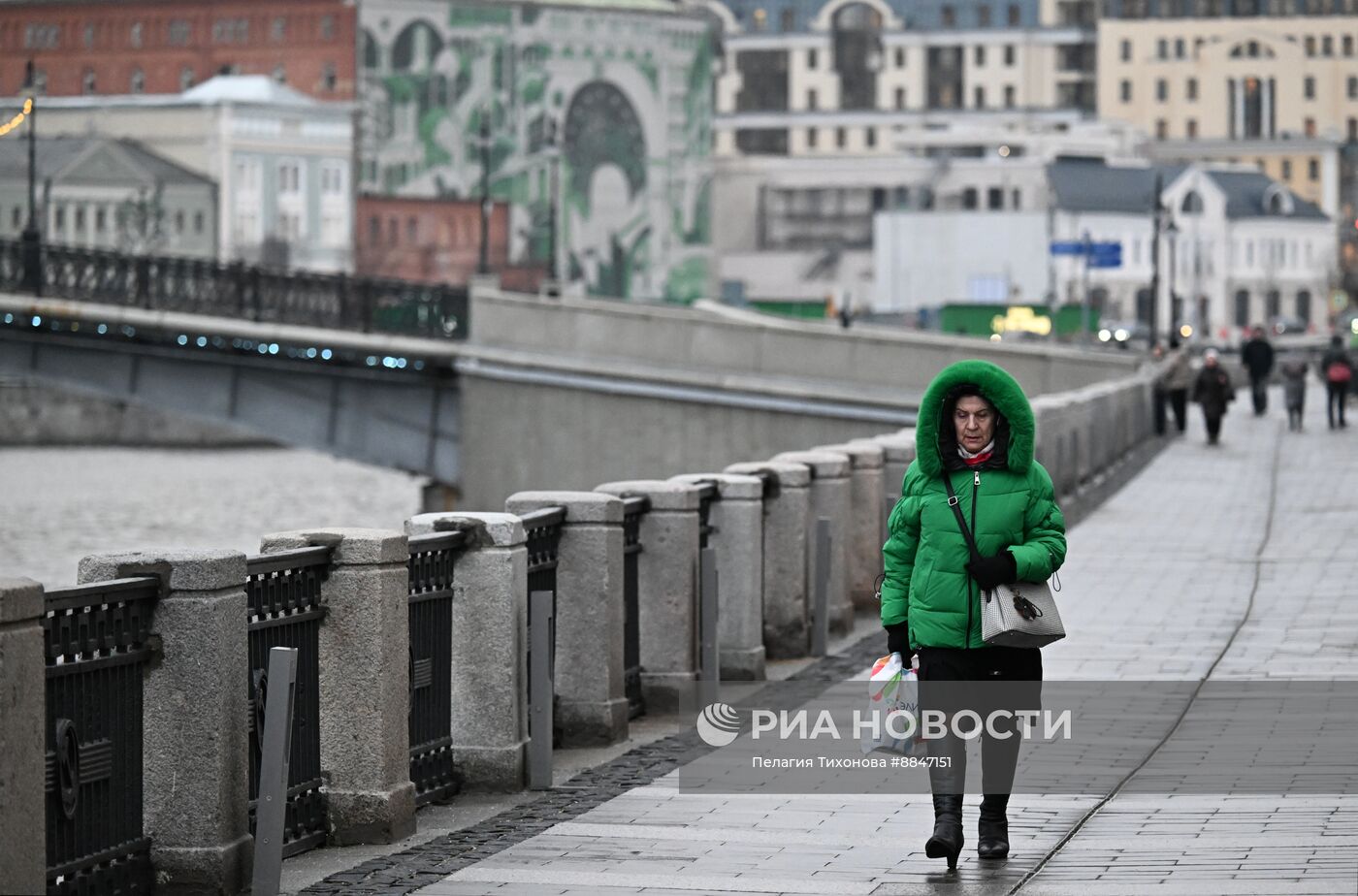Теплая погода в Москве