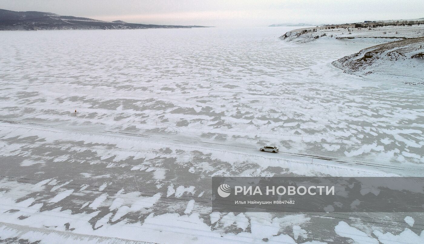 Ледовая переправа через Енисей 