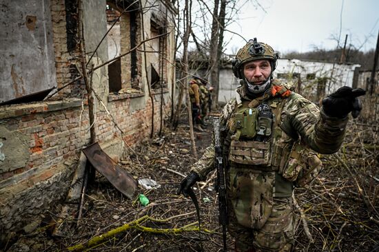 Военнослужащие батальонной тактической группы (БТГР) "Каштана" спецназа "Ахмат" 