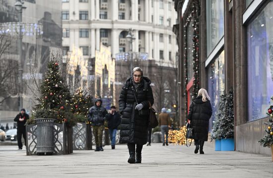 Теплая погода в Москве