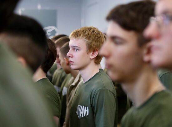 Военно-патриотические сборы школьников