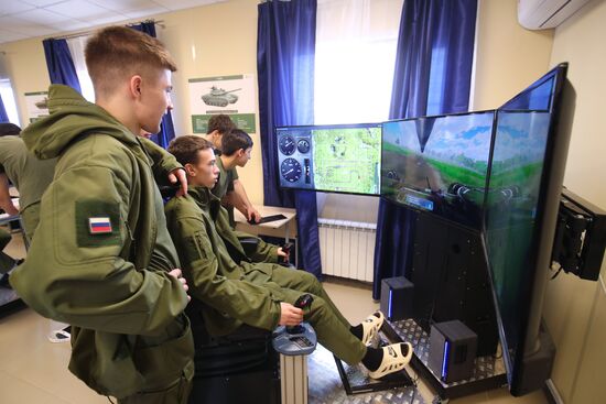 Военно-патриотические сборы школьников