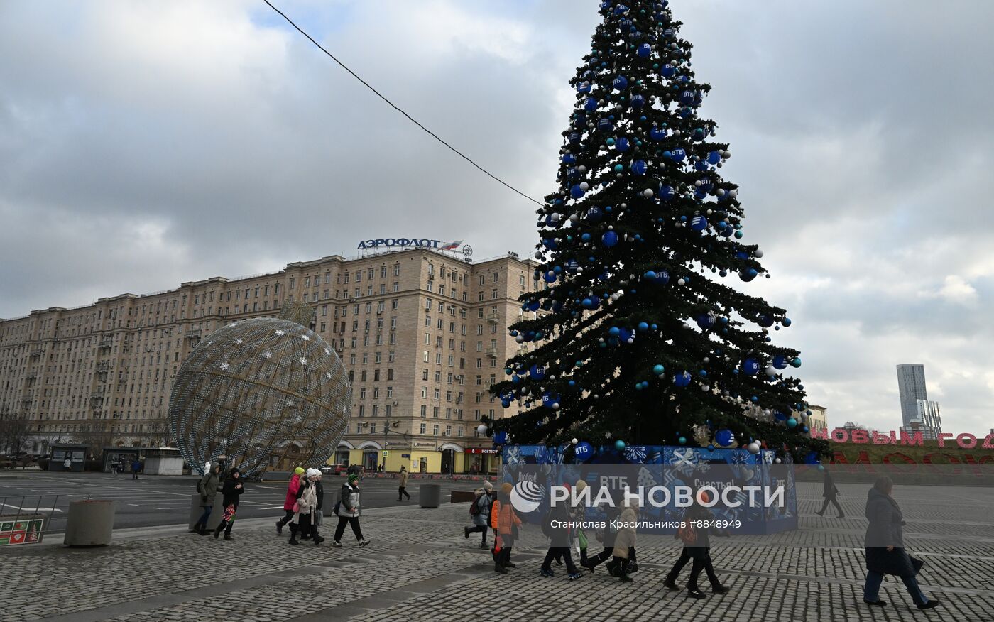 Теплая погода в Москве