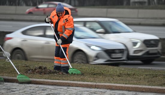 Теплая погода в Москве