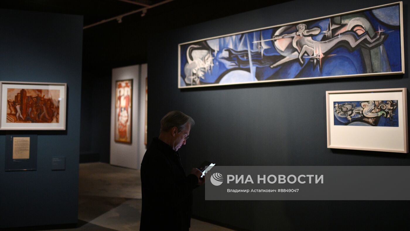 Выставка "Искусство в масштабе. Монументальная живопись Москвы"