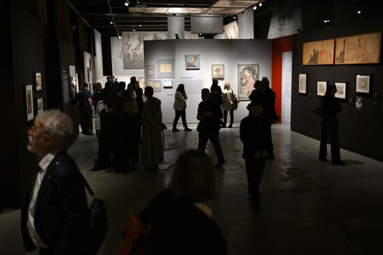 Выставка "Искусство в масштабе. Монументальная живопись Москвы"