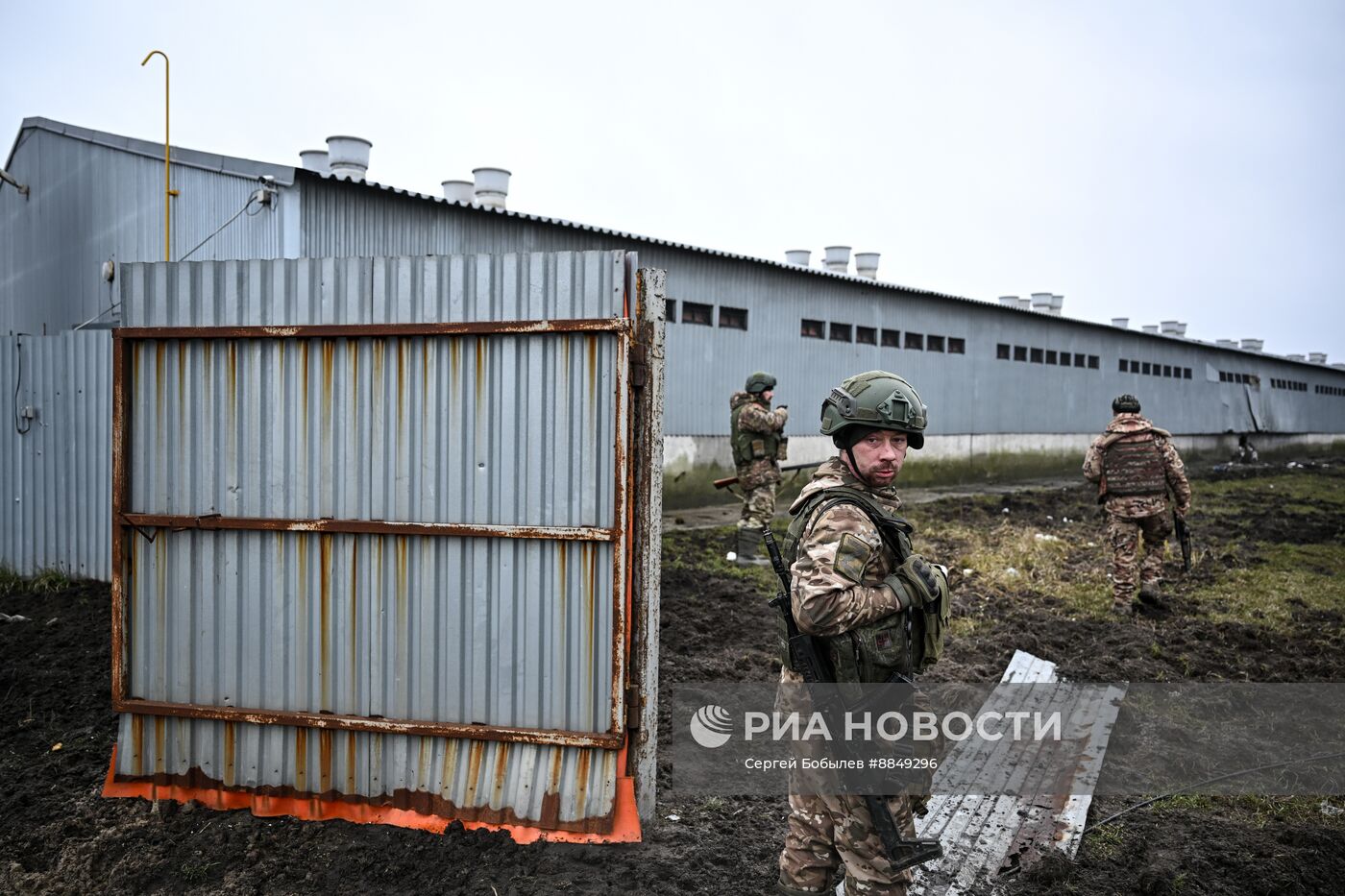 Работа батальонной тактической группы (БТГР) "Каштана" и группы "Пресса" спецназа "Ахмат" в Курской области