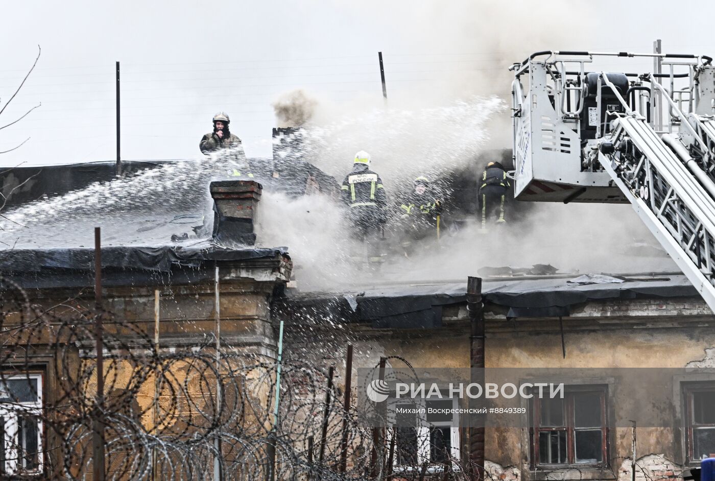 Пожар в административном здании в Москве