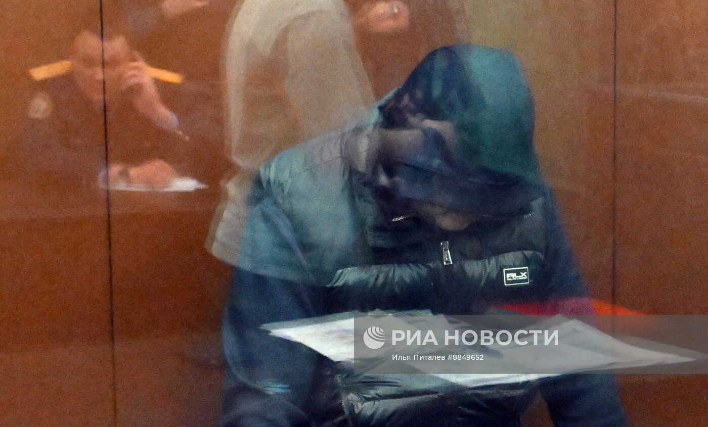 Избрание меры пресечения подозреваемым в причастности к делу экс-главы "Фонбета"