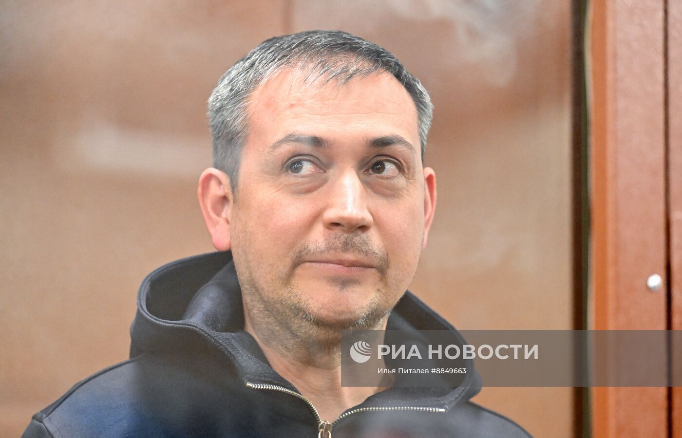 Избрание меры пресечения подозреваемым в причастности к делу экс-главы "Фонбета"