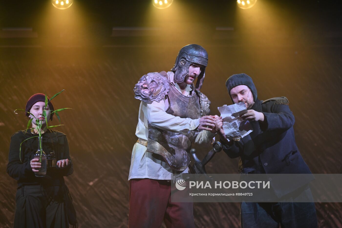 Спектакль "Голиаф" в театр "Шалом"