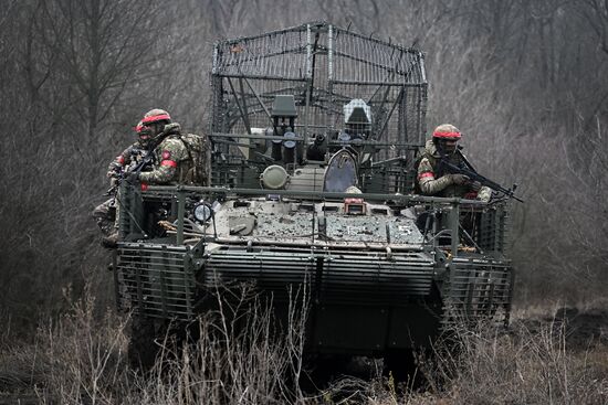 Боевая подготовка 15-й отдельной гвардейской мотострелковой Александрийской бригады в ДНР