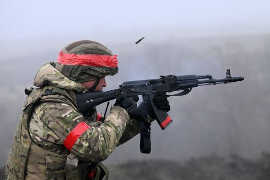 Боевая подготовка 15-й отдельной гвардейской мотострелковой Александрийской бригады в ДНР