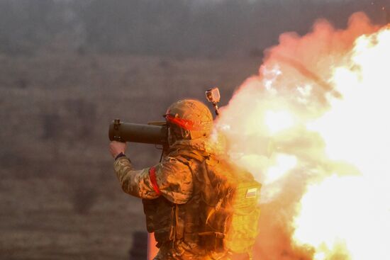 Боевая подготовка 15-й отдельной гвардейской мотострелковой Александрийской бригады в ДНР