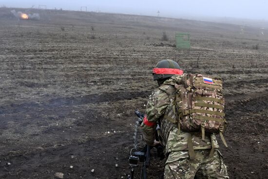 Боевая подготовка 15-й отдельной гвардейской мотострелковой Александрийской бригады в ДНР