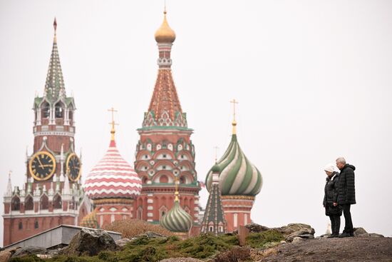 Теплая погода в Москве