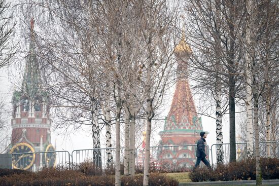 Теплая погода в Москве