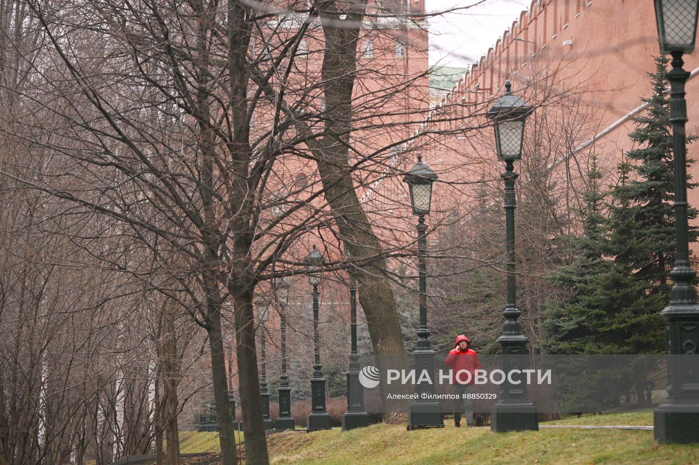 Теплая погода в Москве