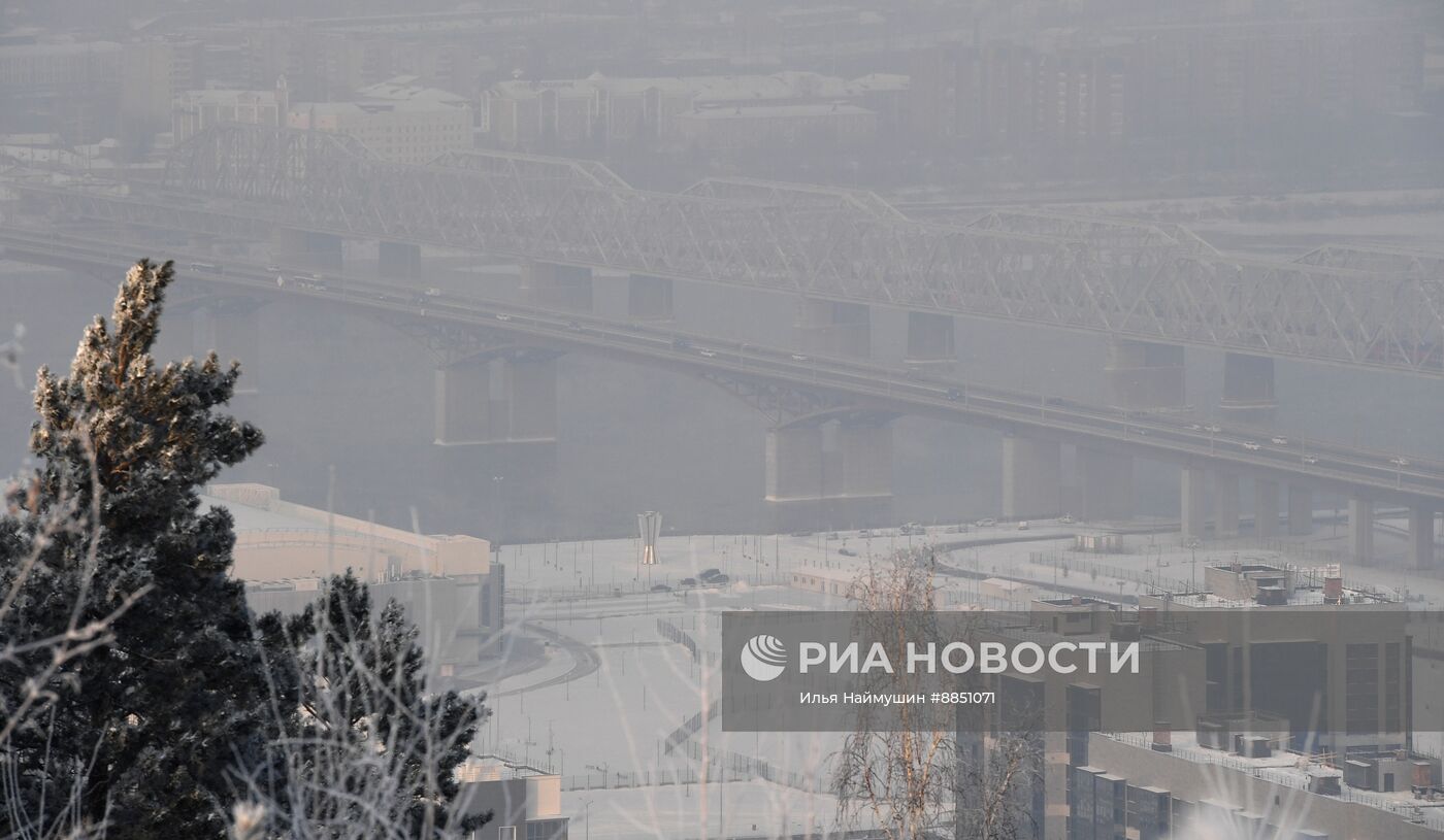 В Красноярске введен режим "черного неба"