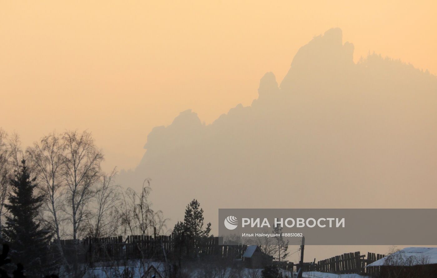 В Красноярске введен режим "черного неба"