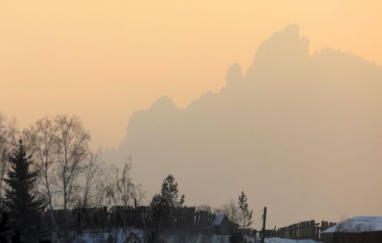 В Красноярске введен режим "черного неба"