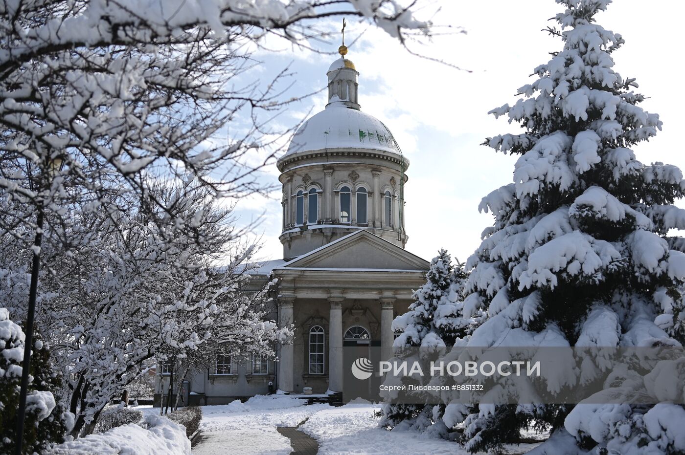 Последствия снегопада в Ростове-на-Дону