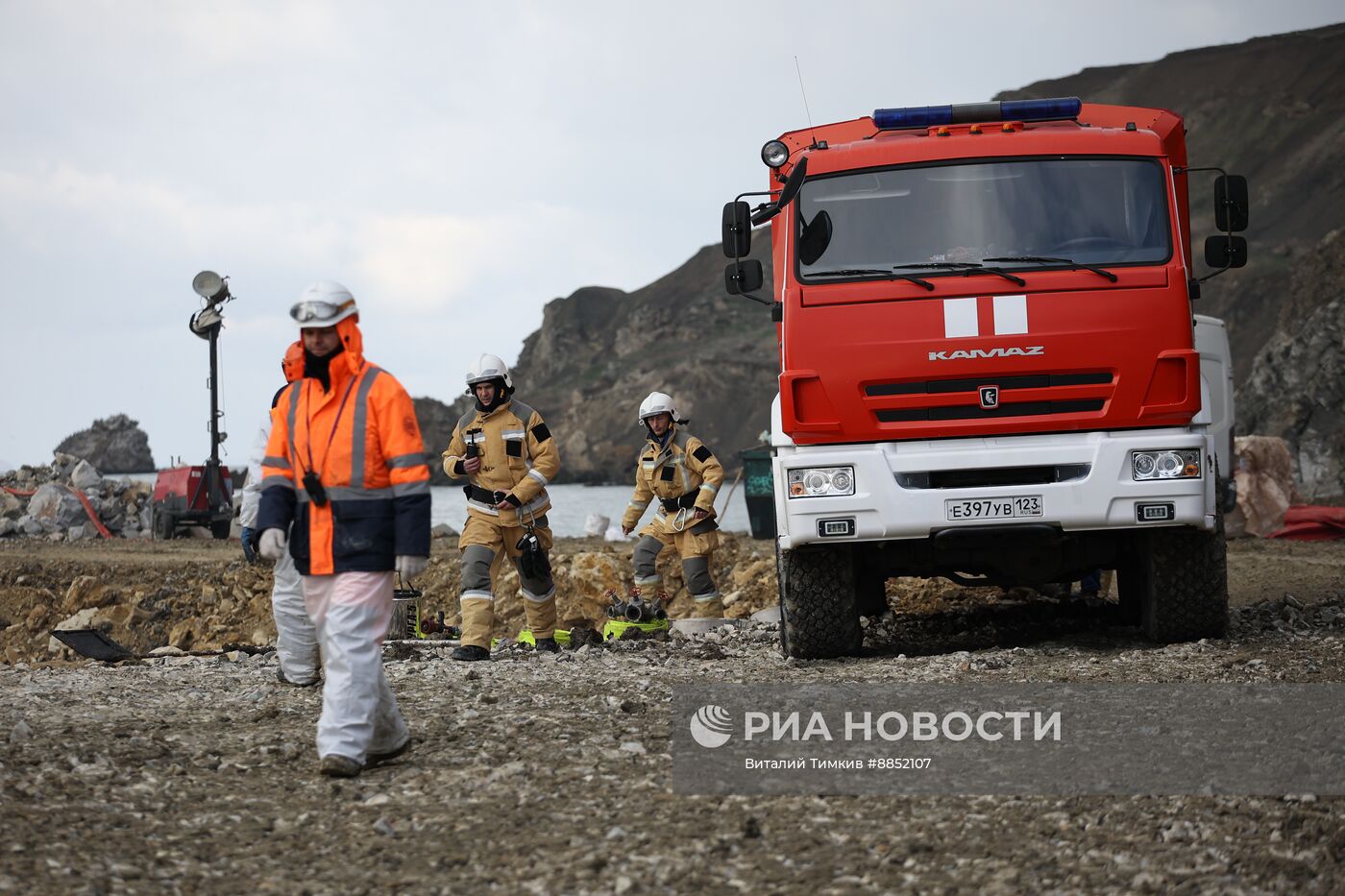 Демонтаж танкера "Волгонефть-239" в Краснодарском крае