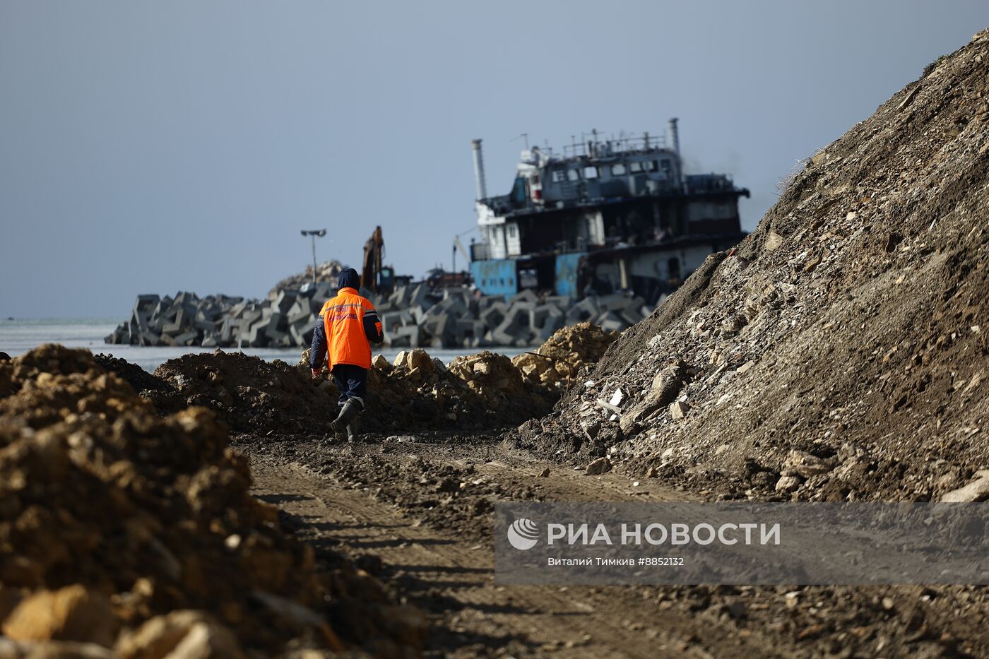 Демонтаж танкера "Волгонефть-239" в Краснодарском крае