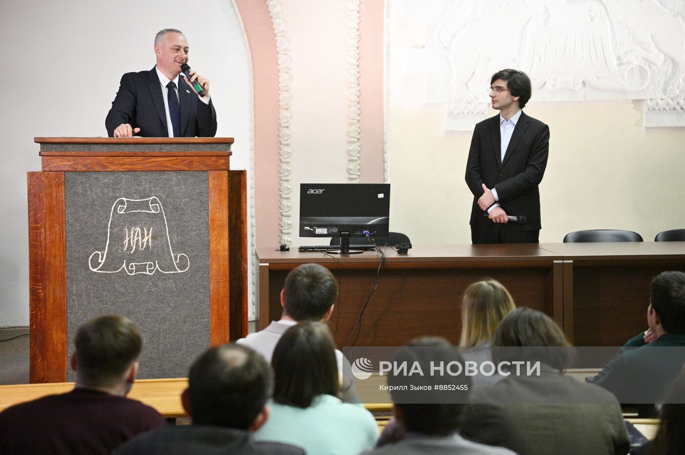 Рабочая поездка политического деятеля Абхазии Б. Гунбы в Москву