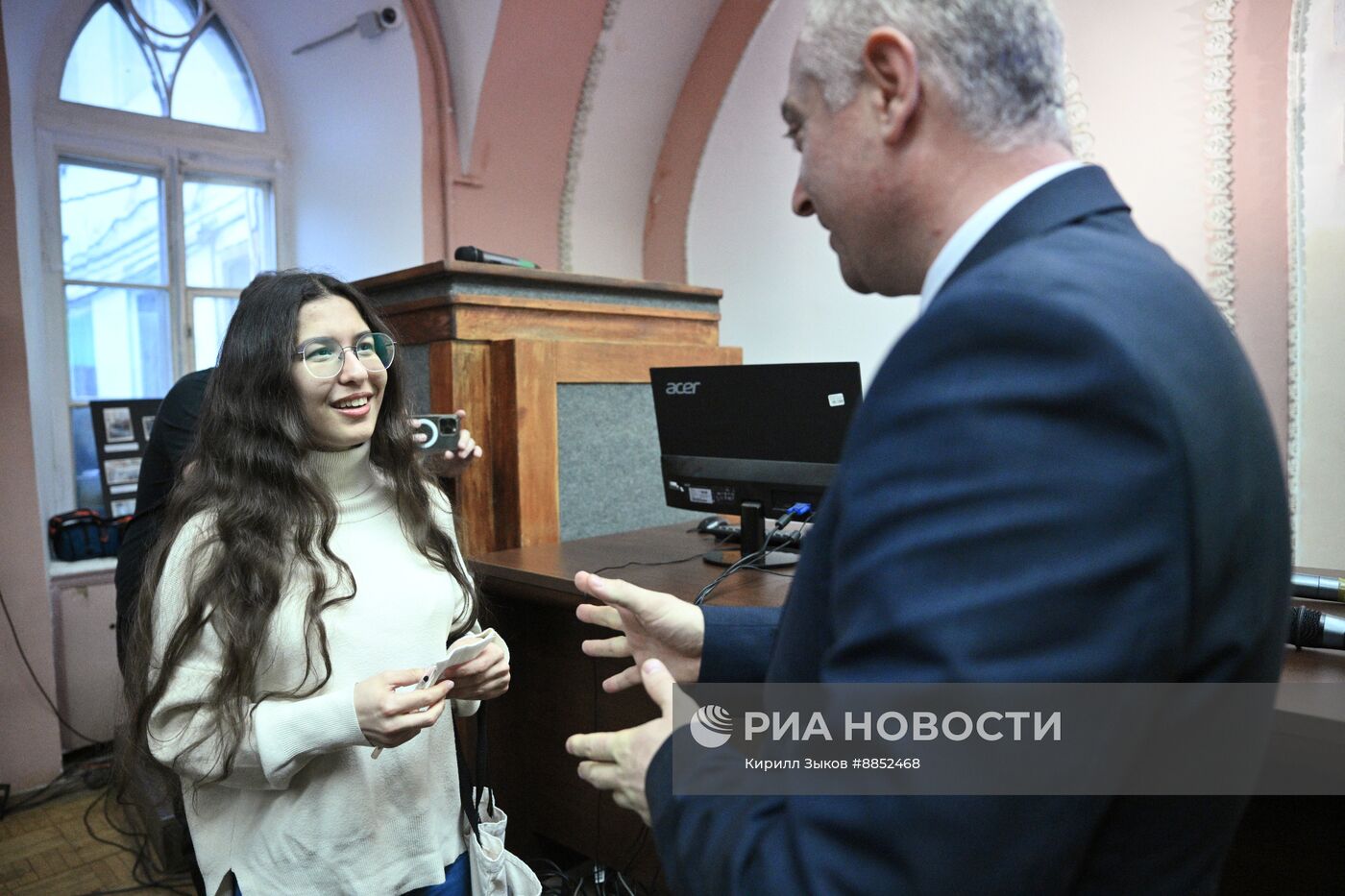 Рабочая поездка политического деятеля Абхазии Б. Гунбы в Москву