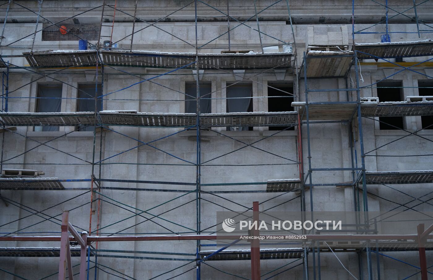 Восстановление драматического театра в Мариуполе