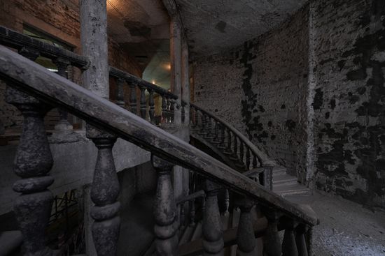 Восстановление драматического театра в Мариуполе