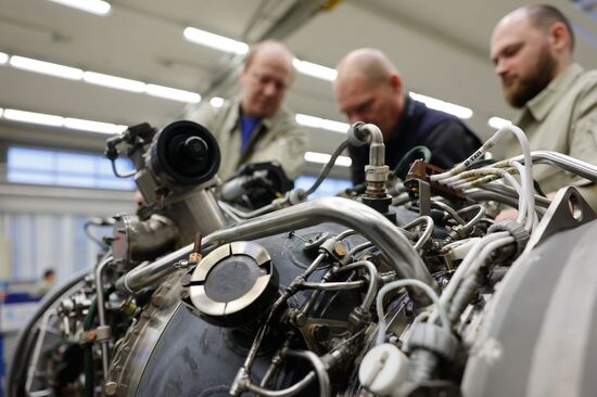 Производство газотурбинных двигателей для авиации