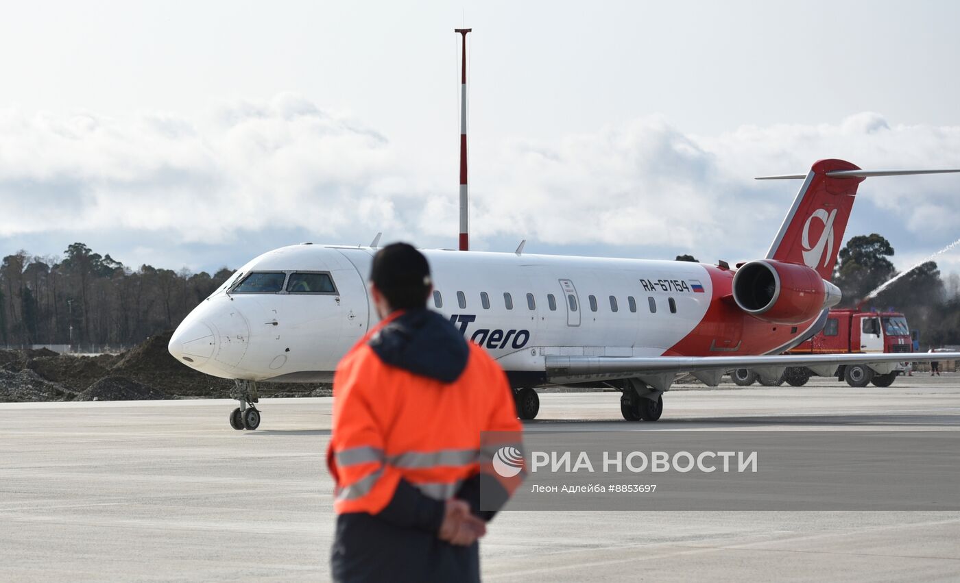 Аэропорт Сухума принял первый за почти 30 лет рейс из Москвы