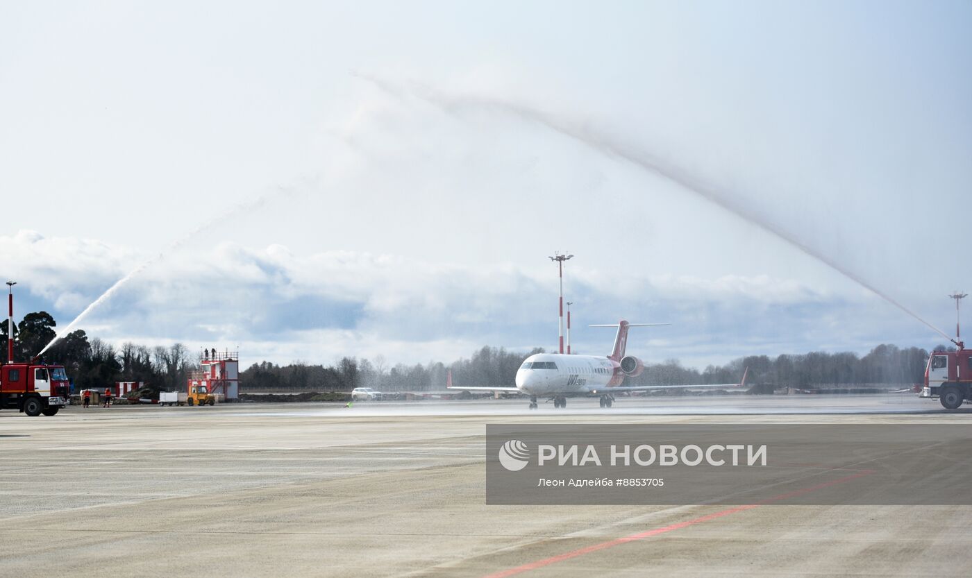 Аэропорт Сухума принял первый за почти 30 лет рейс из Москвы