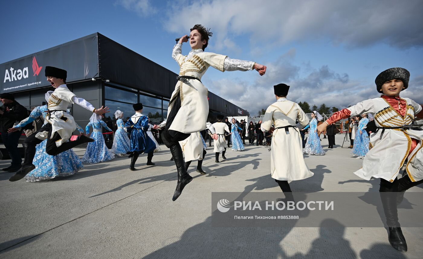 Аэропорт Сухума принял первый за почти 30 лет рейс из Москвы