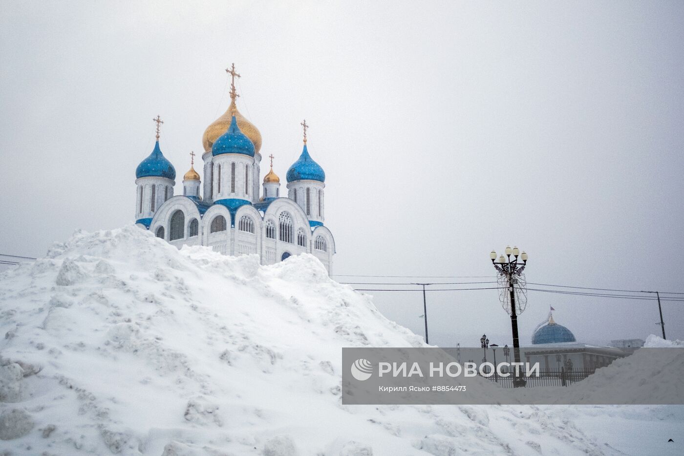 Последствия снегопада на Сахалине