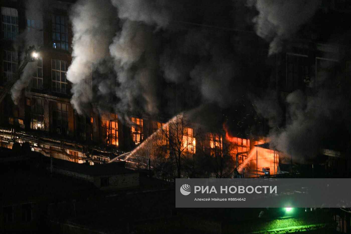 Пожар в здании Электрозавода