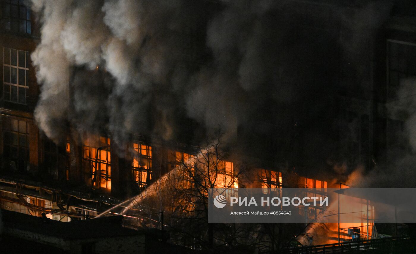 Пожар в здании Электрозавода