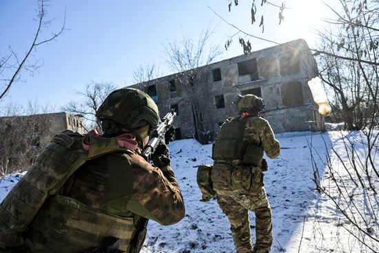 Боевая подготовка штурмовых подразделений ЦВО, участвовавших в освобождении населенного пункта Дзержинск в ДНР