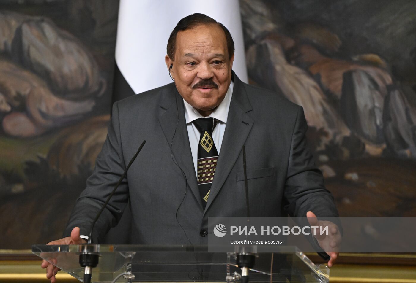 Встреча глав МИД РФ и Судана С. Лаврова и А. Шарифа