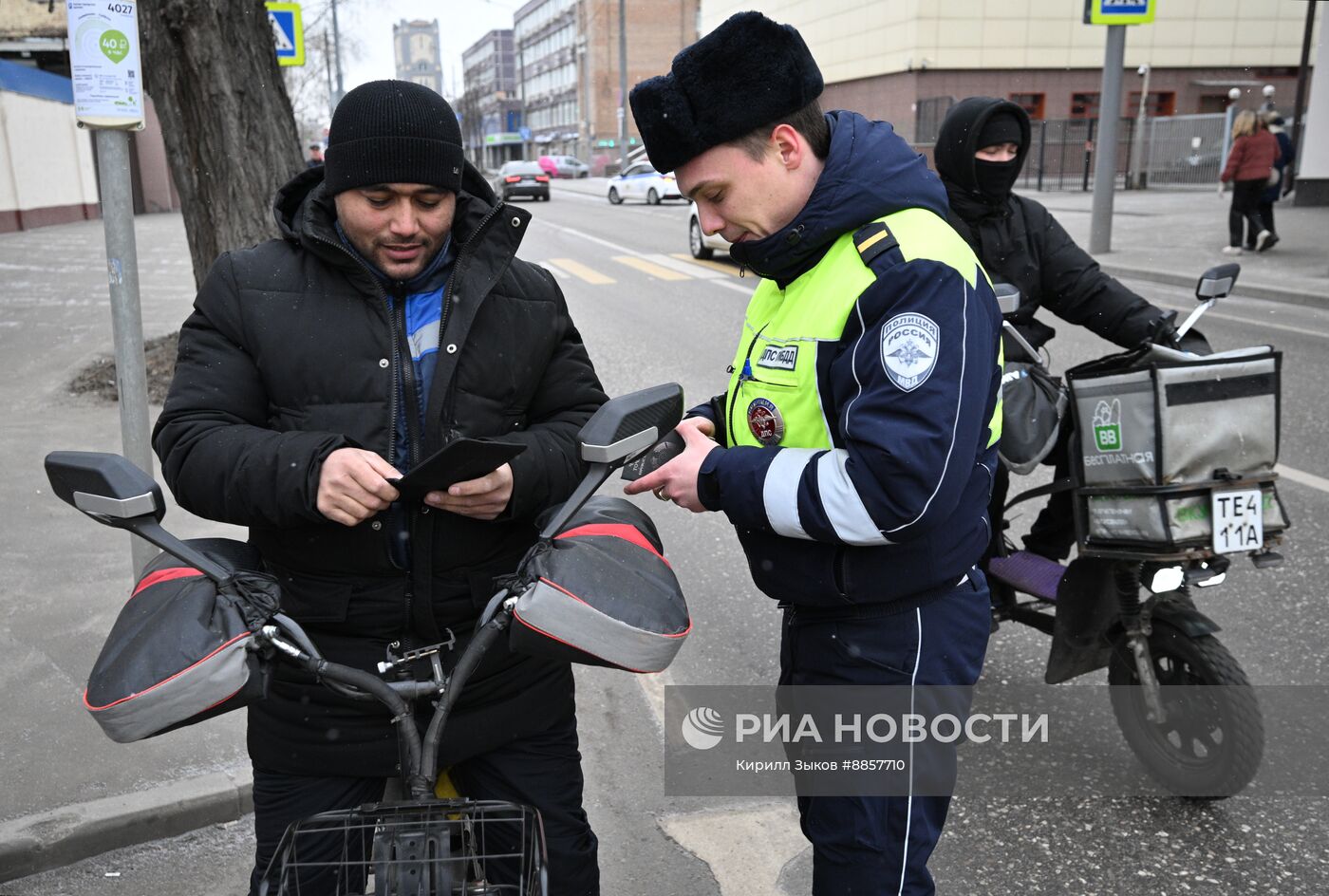 Рейд Госавтоинспекции по проверке электровелосипедов