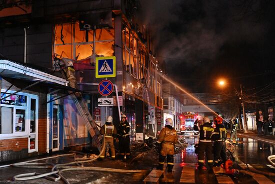 Пожар на Центральном рынке в Симферополе