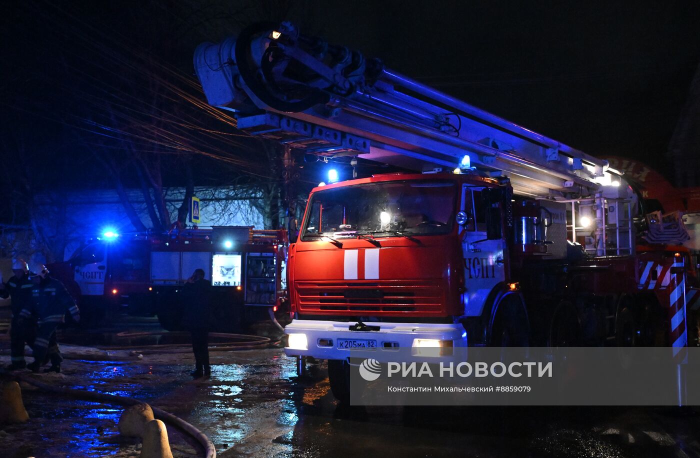 Пожар на Центральном рынке в Симферополе