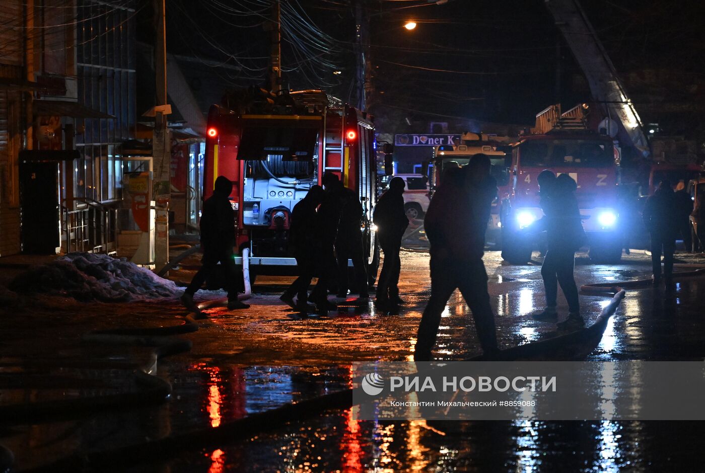 Пожар на Центральном рынке в Симферополе