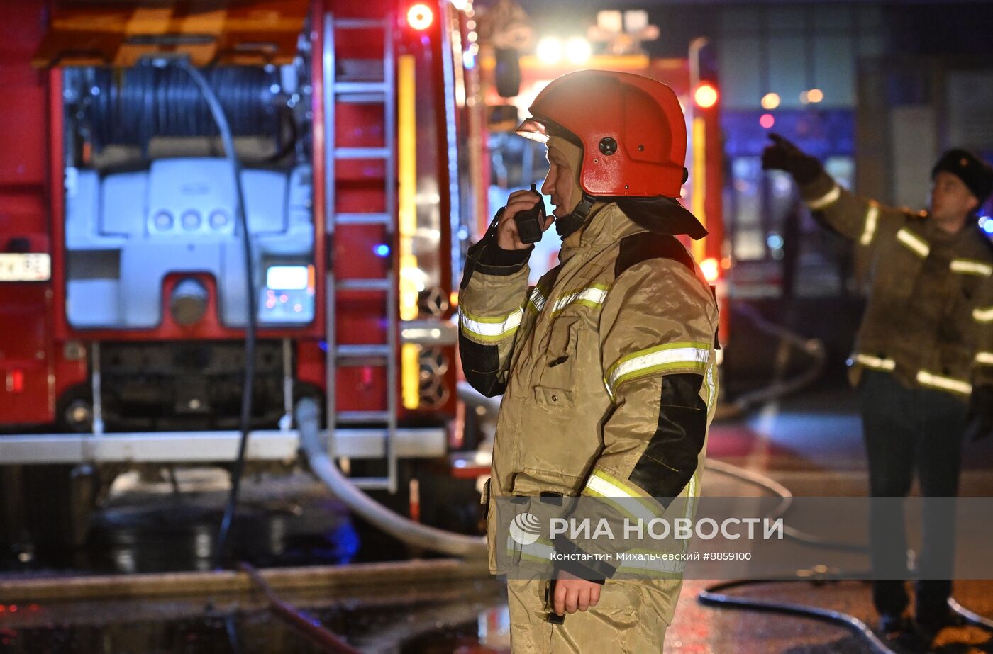 Пожар на Центральном рынке в Симферополе