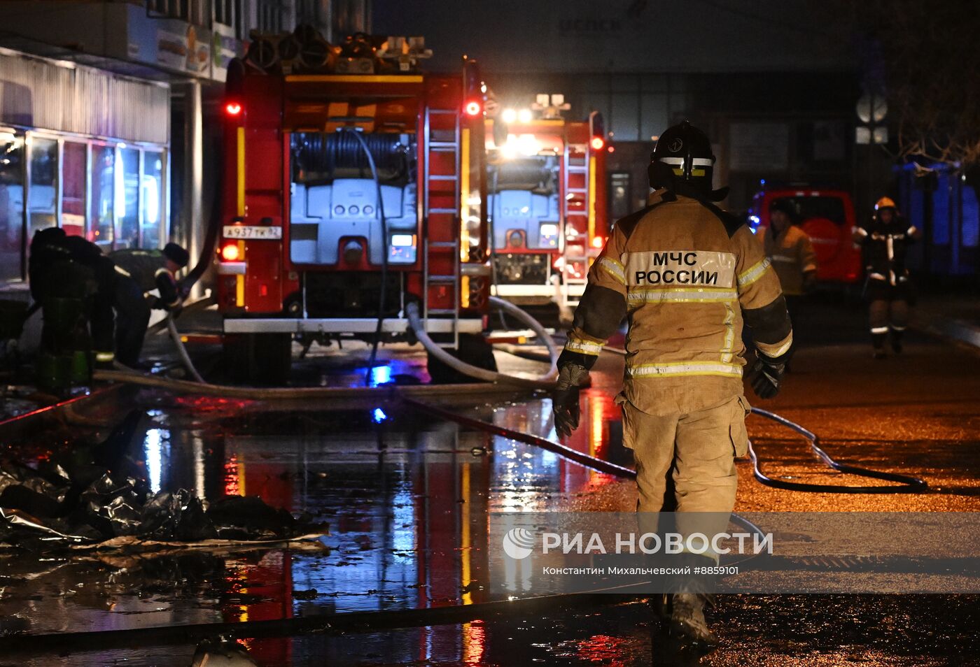 Пожар на Центральном рынке в Симферополе